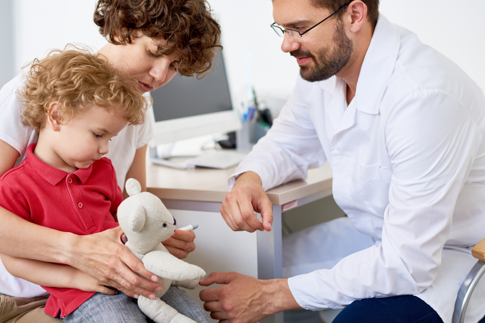 Importanța vizitelor regulate la pediatru