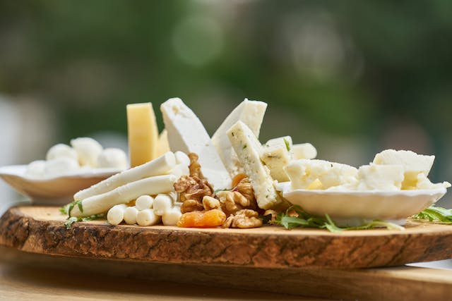 Sănătate din brânză de oaie: Beneficii revelate